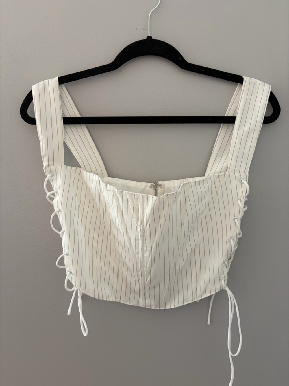Edit by Nine White Pinstripe Corset with Side Lace Up Sides. 
Size M
NWT